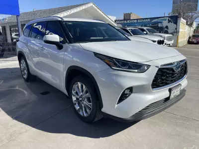 Toyota Highlander VUD 2024