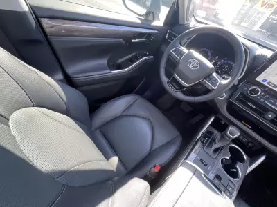 Toyota Highlander VUD 2024