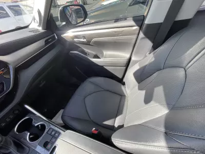 Toyota Highlander VUD 2024