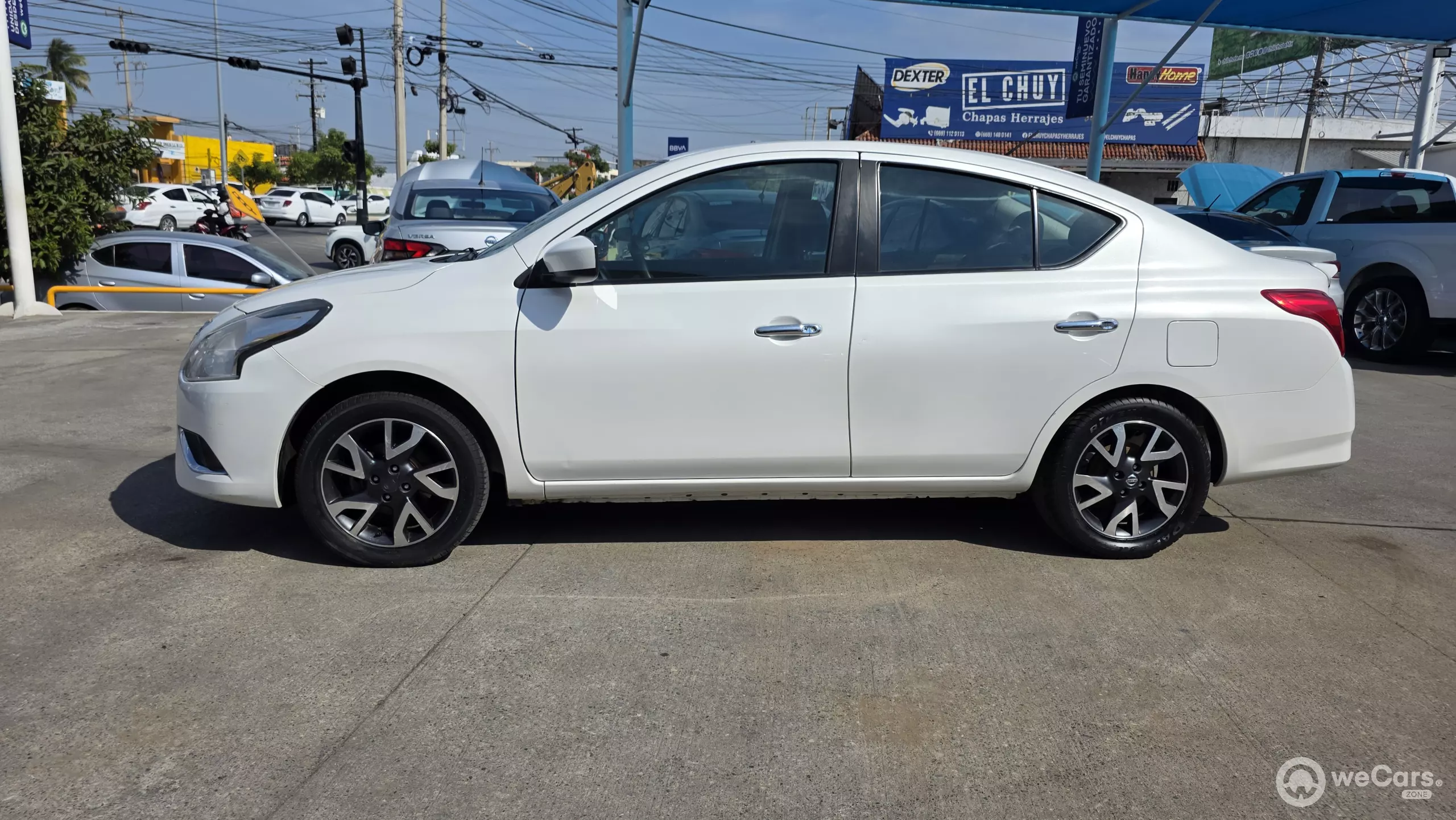 Nissan Versa