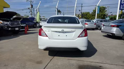 Nissan Versa 2019