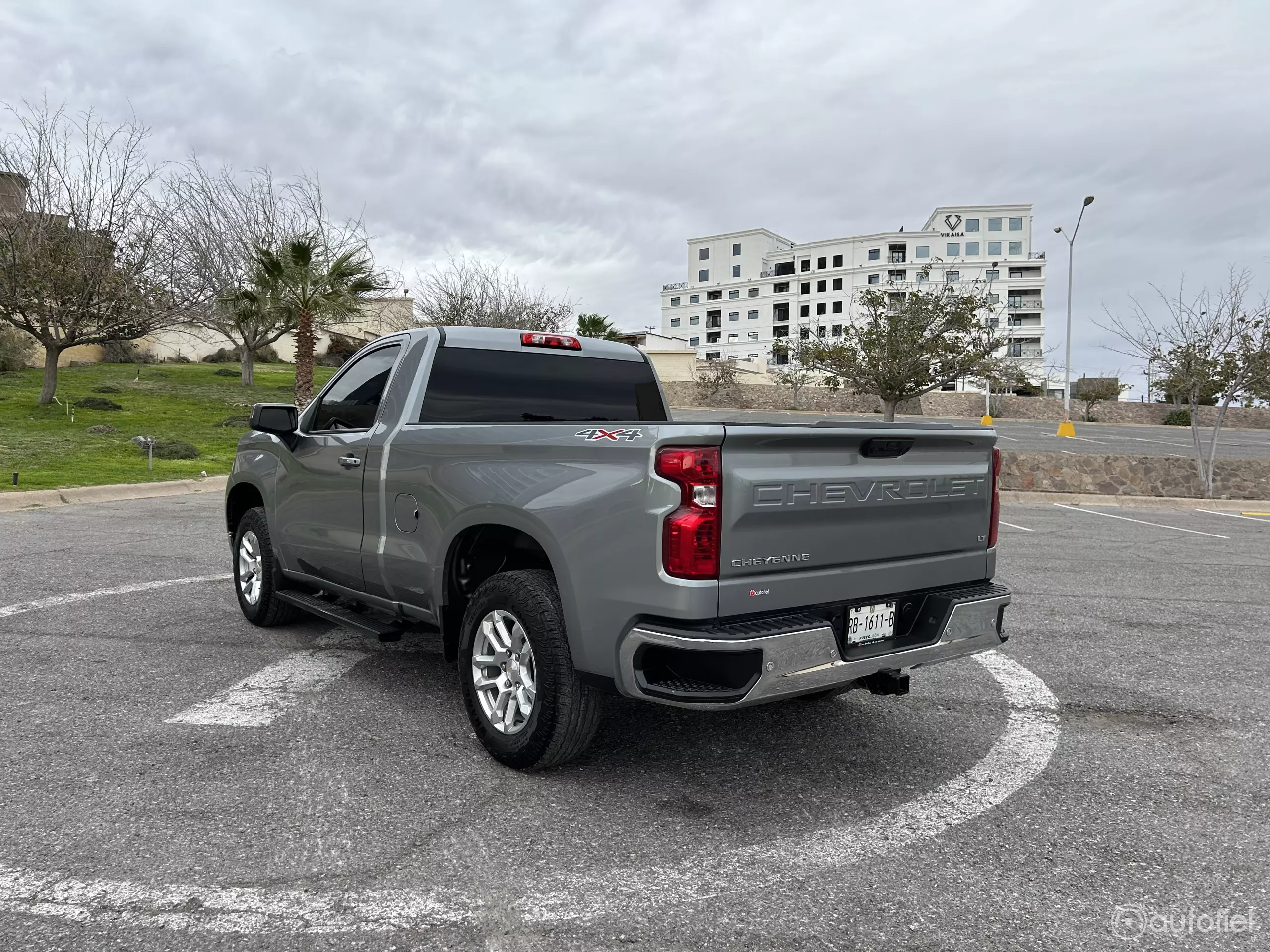 Chevrolet Cheyenne Pick-Up