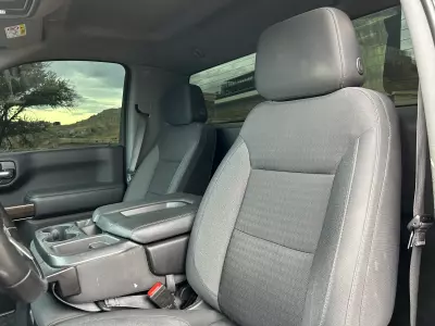 Chevrolet Cheyenne Pick-Up 2023