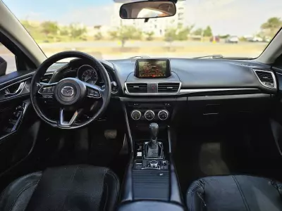Mazda Mazda 3 2017