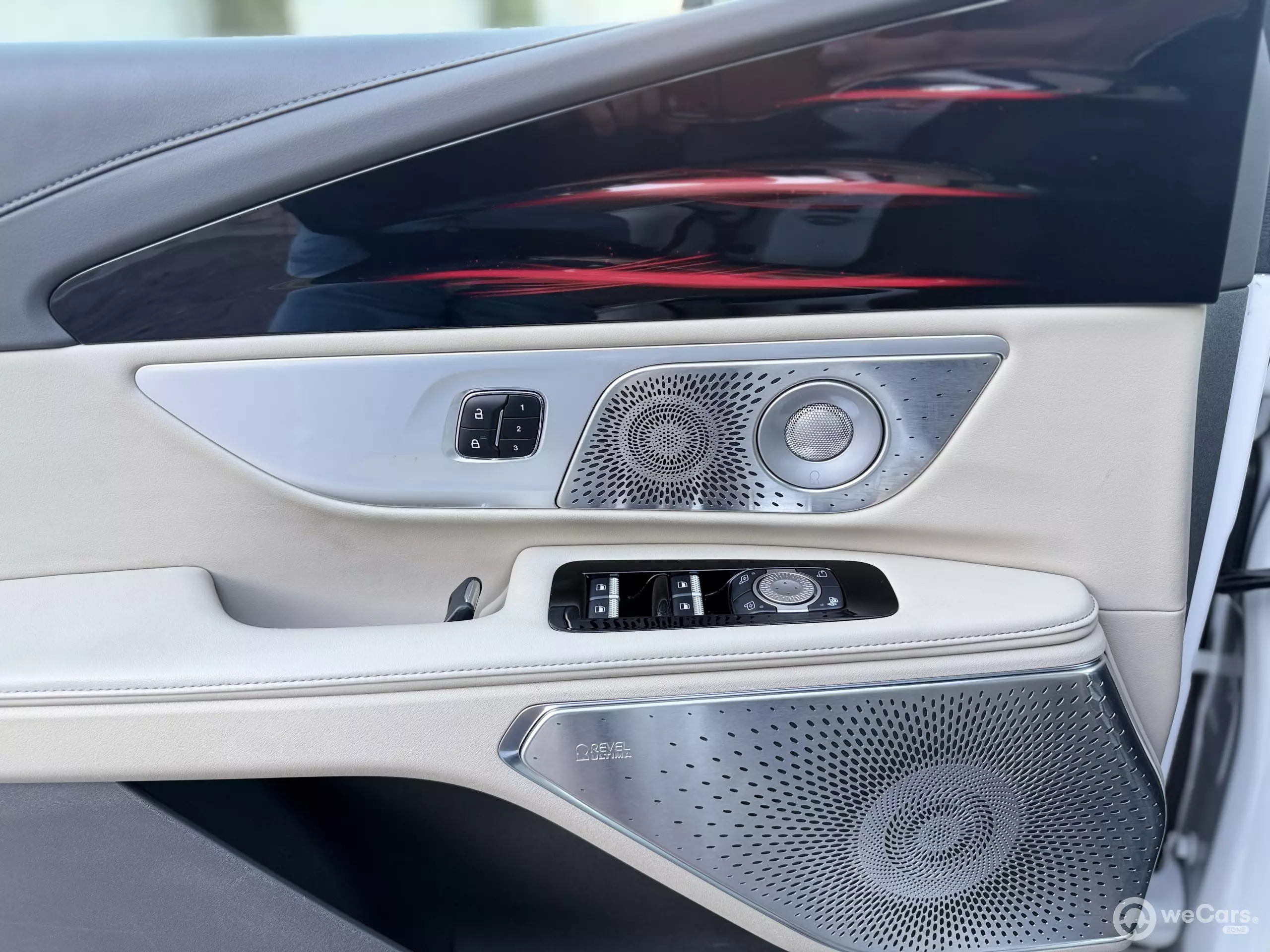 Lincoln Nautilus VUD