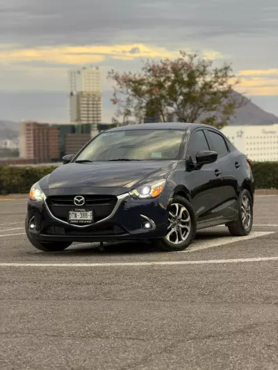 Mazda Mazda 2 2019