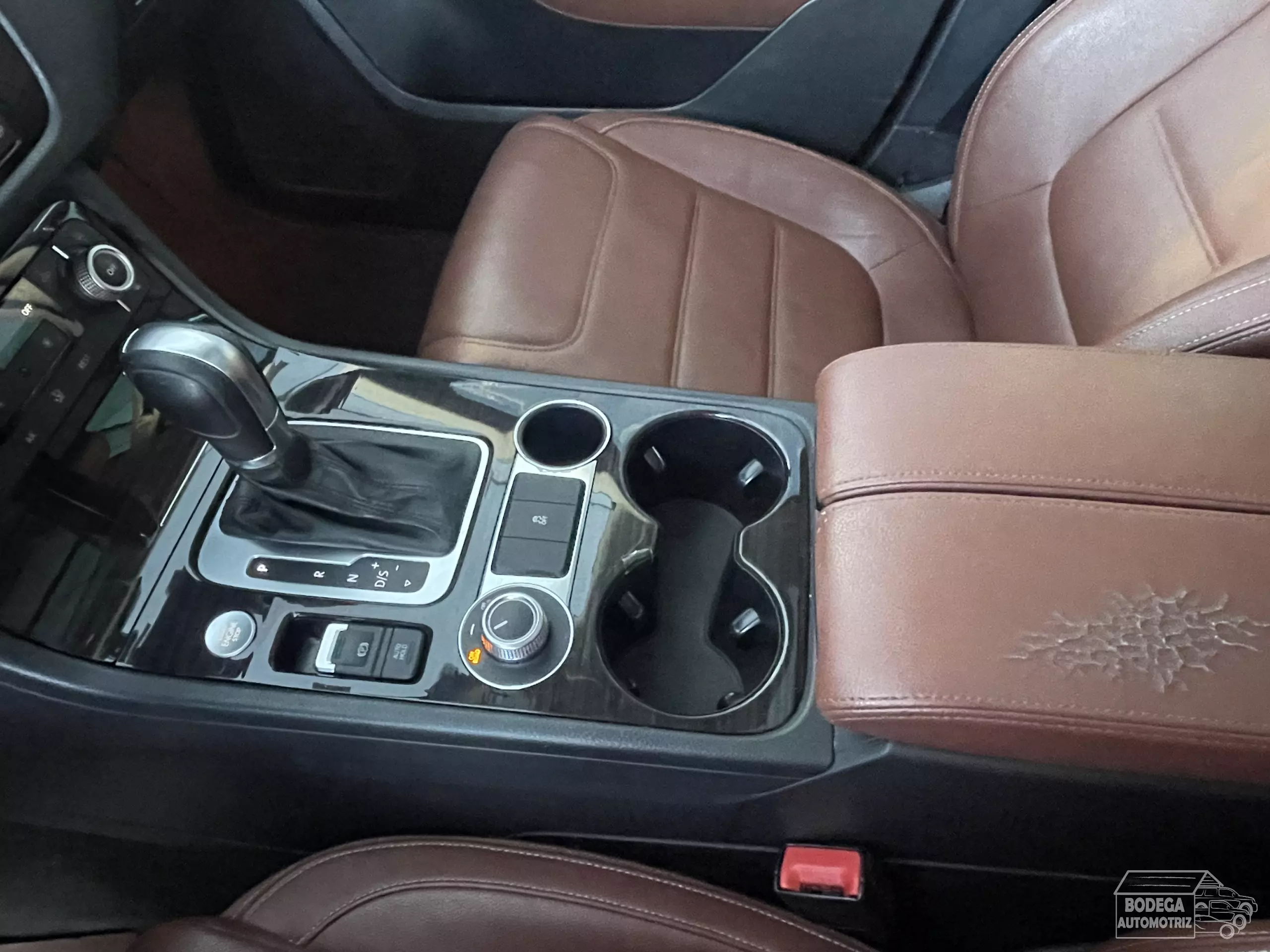 Volkswagen Touareg VUD