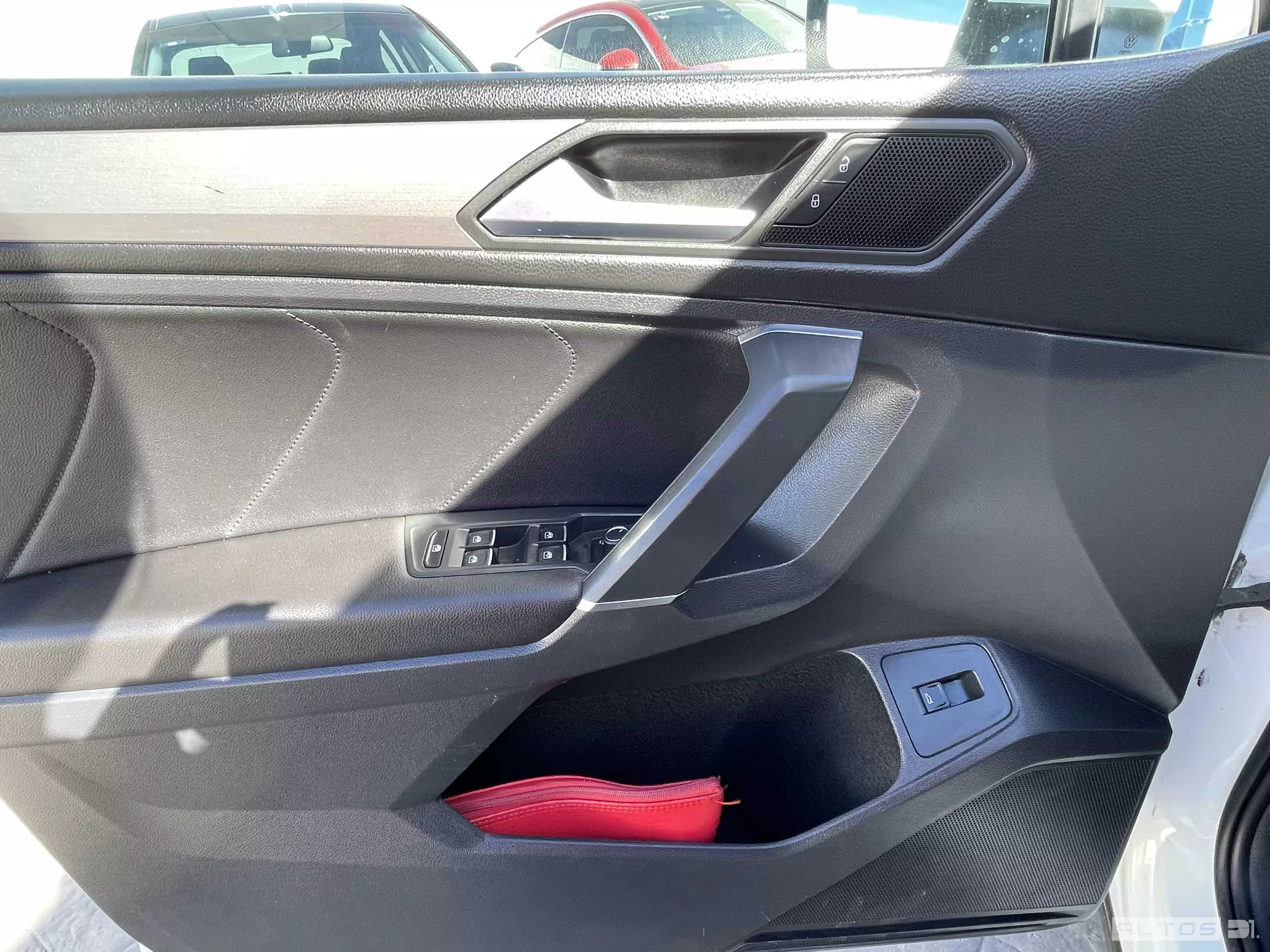 Volkswagen Tiguan VUD