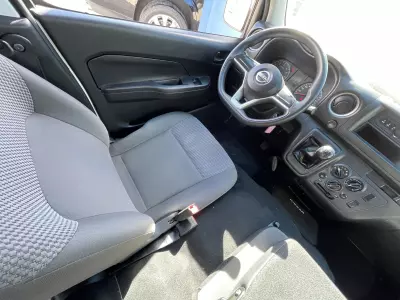 Nissan Urvan Panel 2024