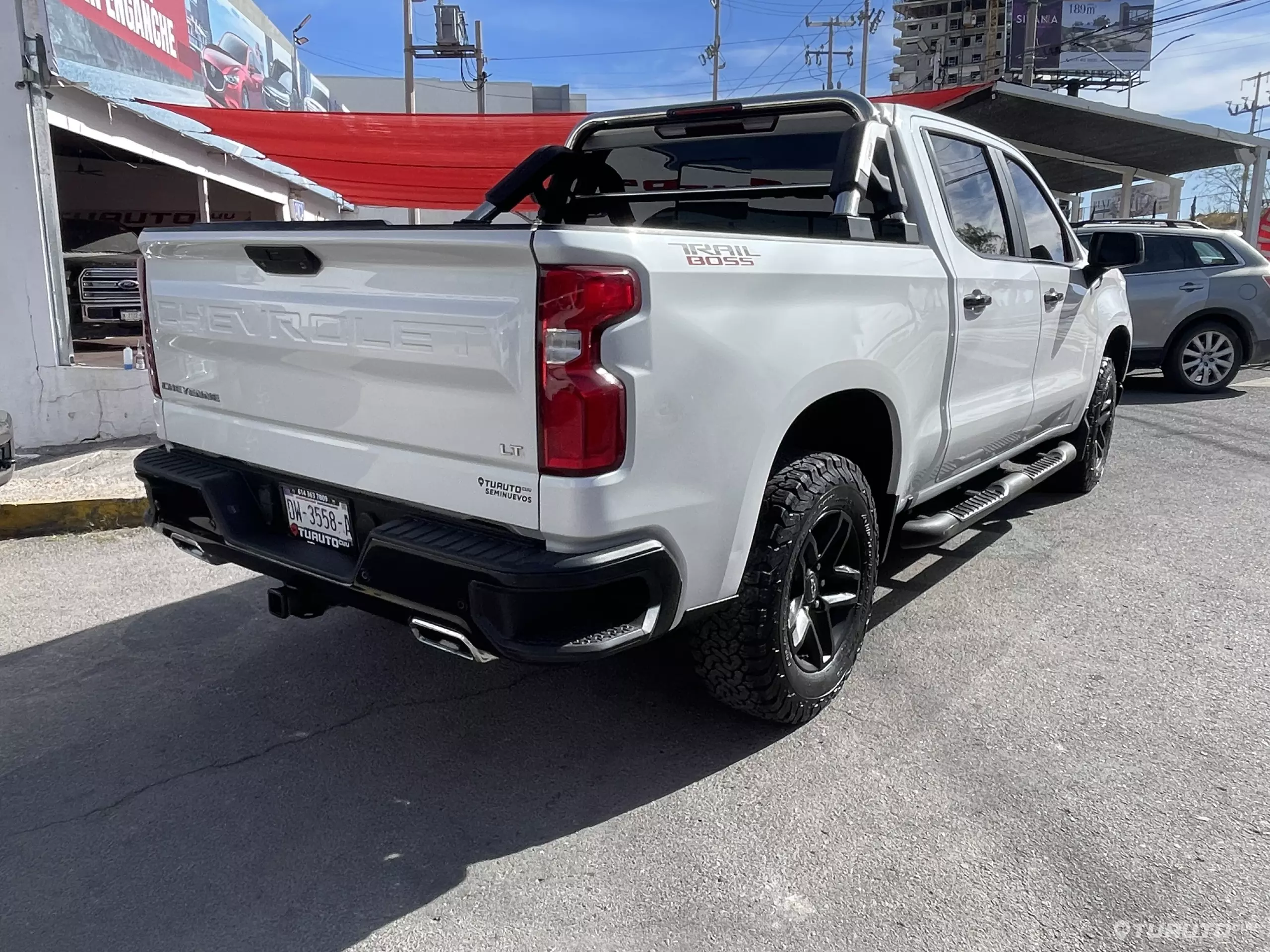 Chevrolet Cheyenne Pick-Up