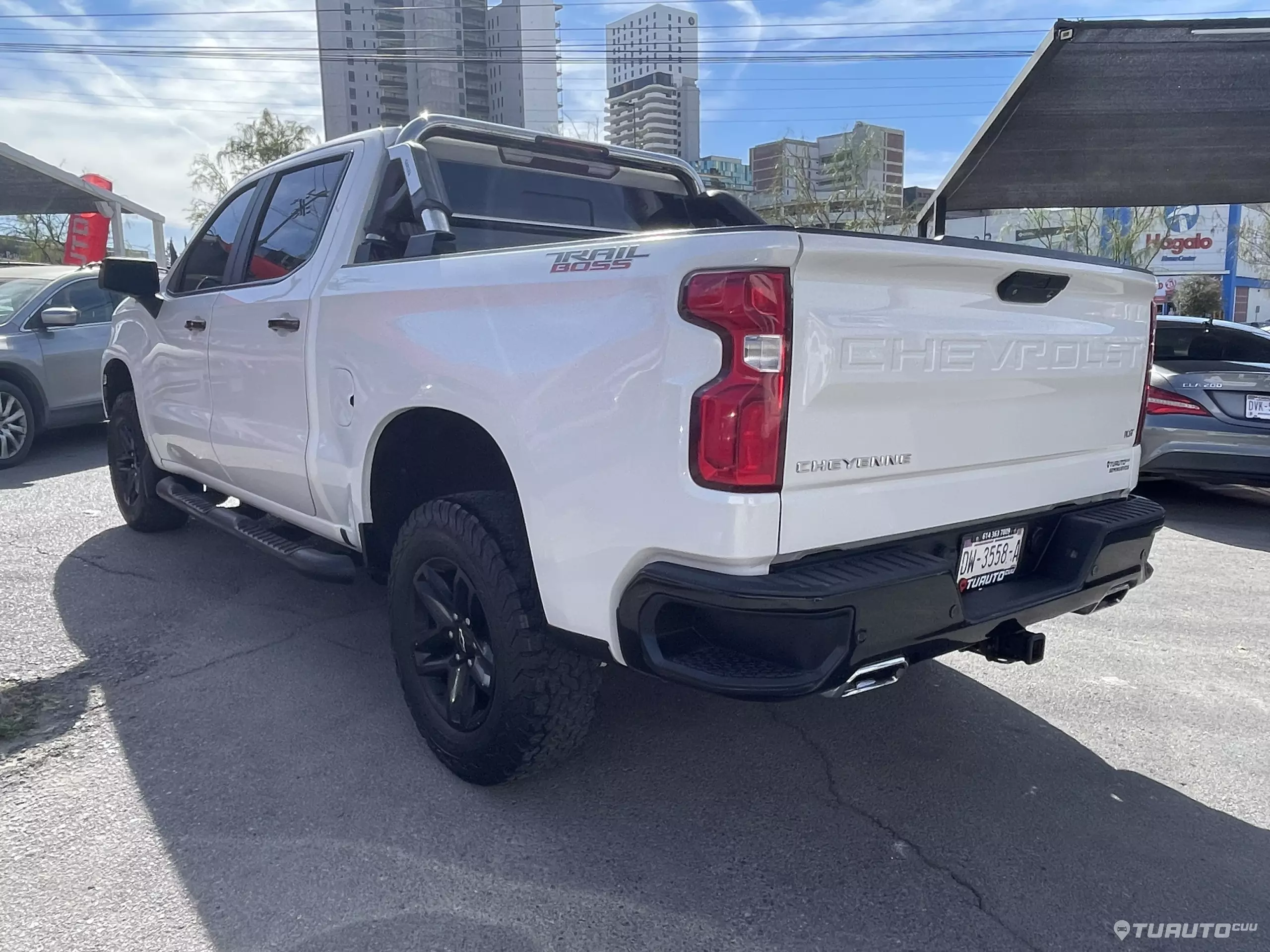 Chevrolet Cheyenne Pick-Up