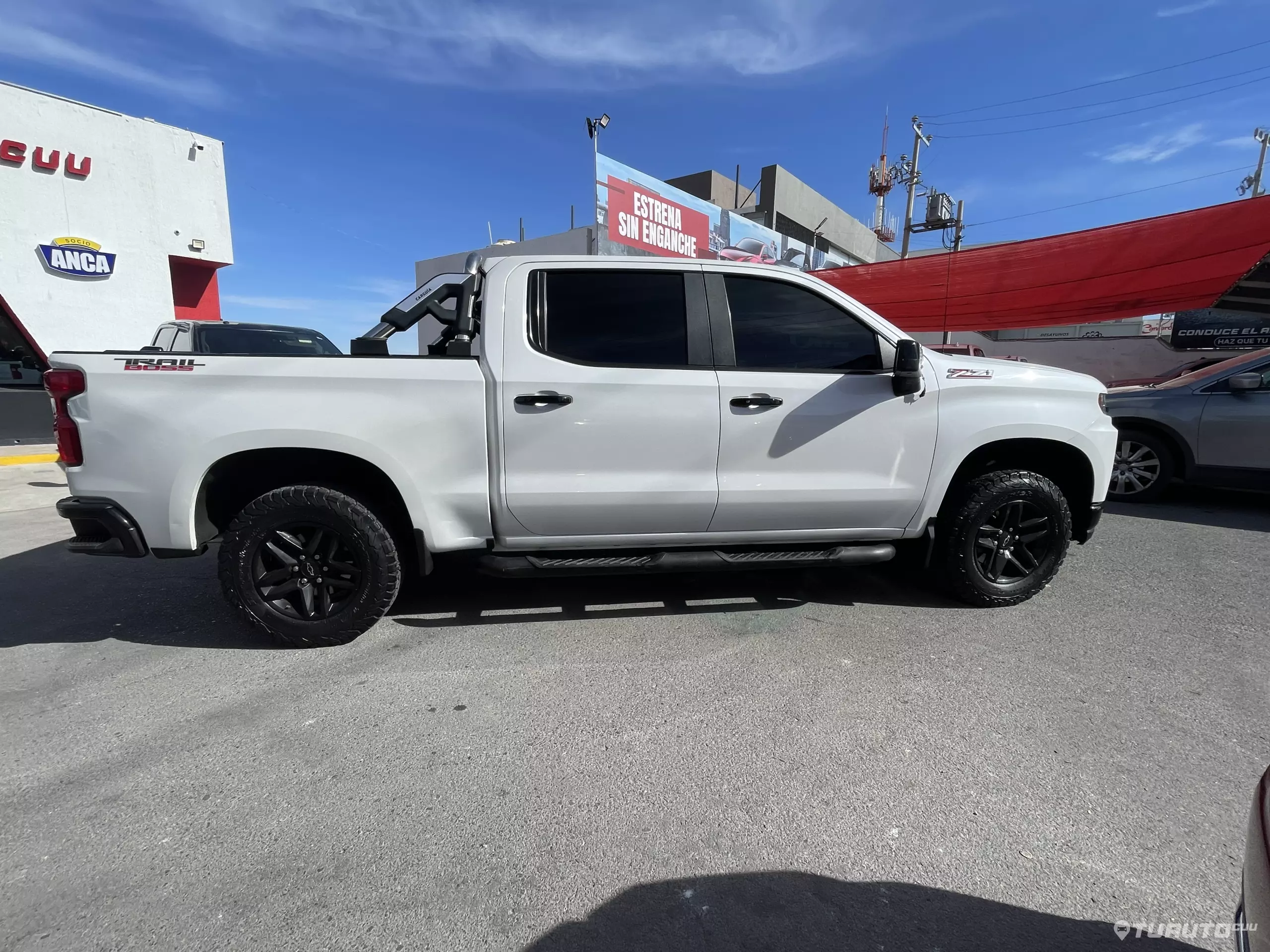 Chevrolet Cheyenne Pick-Up