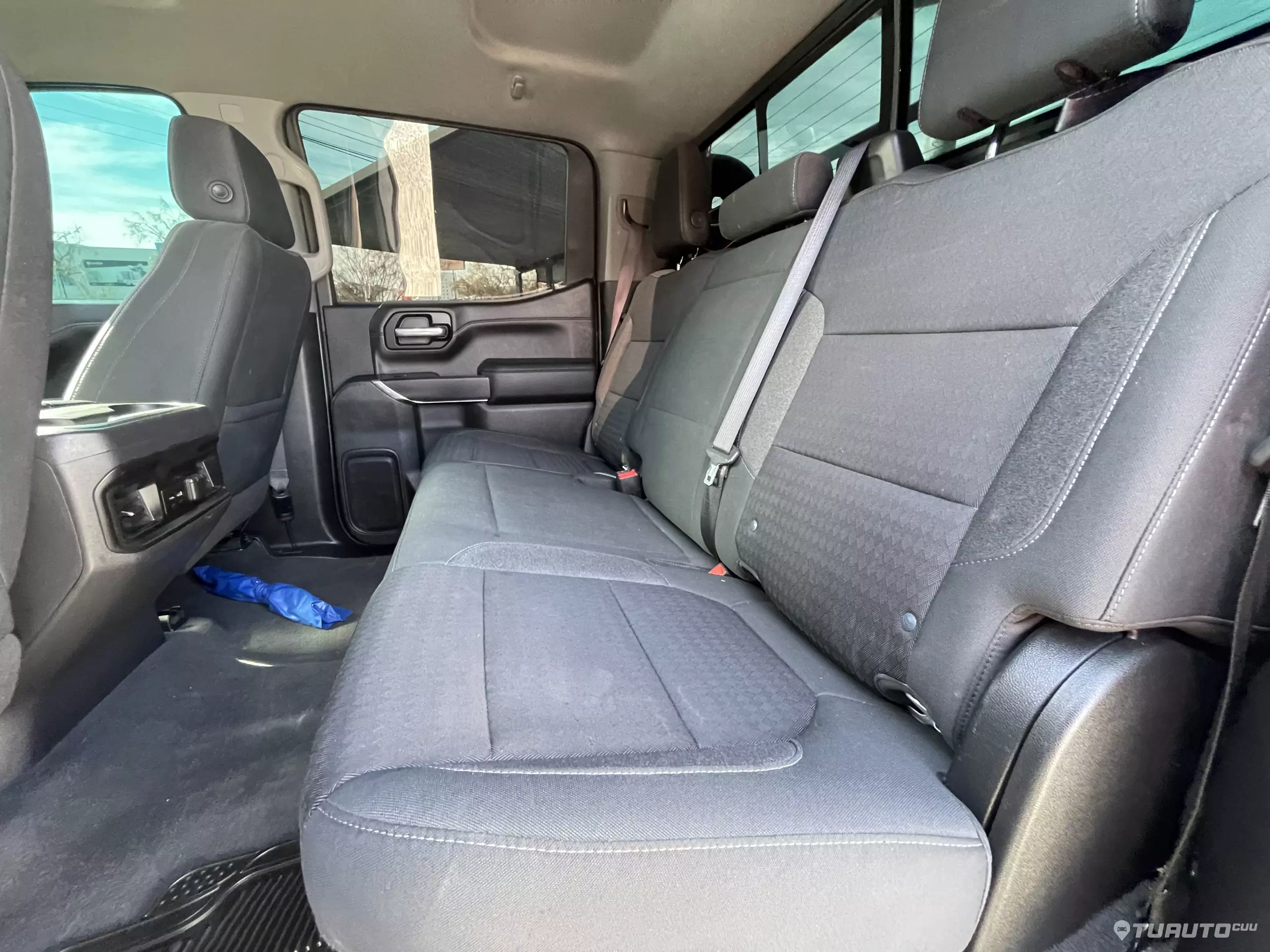 Chevrolet Cheyenne Pick-Up