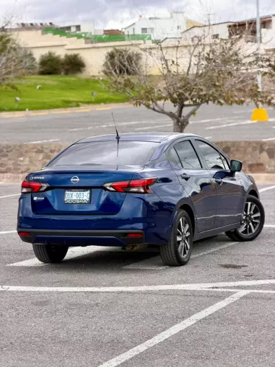 Nissan Versa 2025