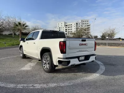 GMC Sierra Pick-Up 4x4 2023
