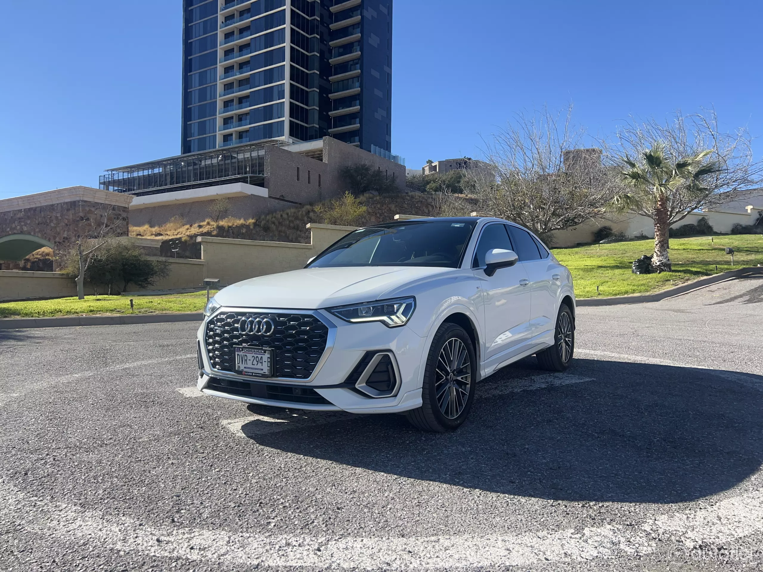 Audi Q3 VUD