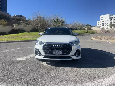 Audi Q3 VUD 2023