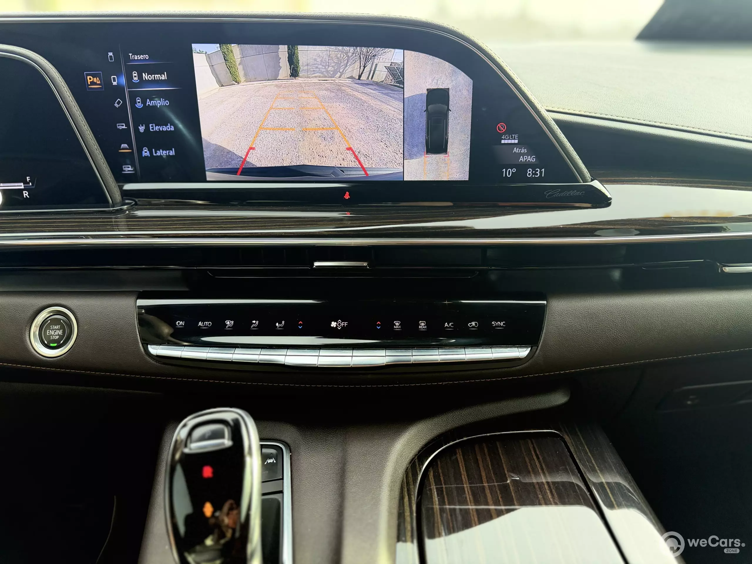 Cadillac Escalade VUD