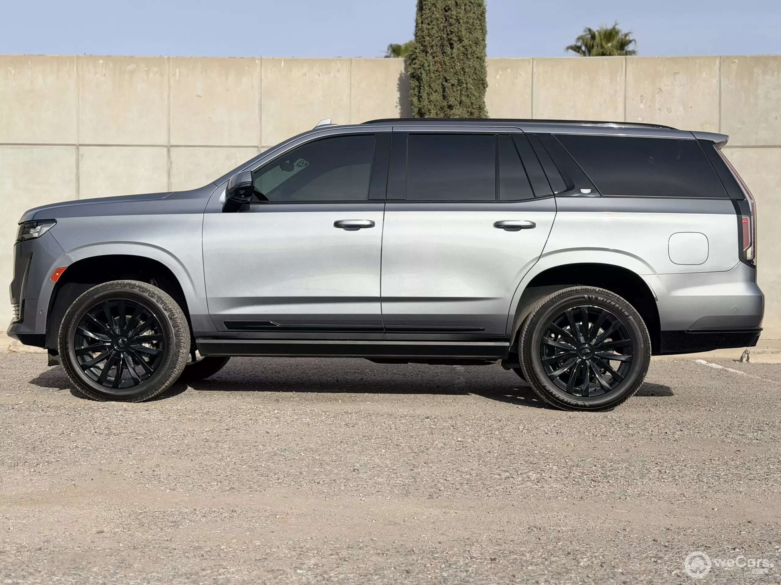 Cadillac Escalade VUD