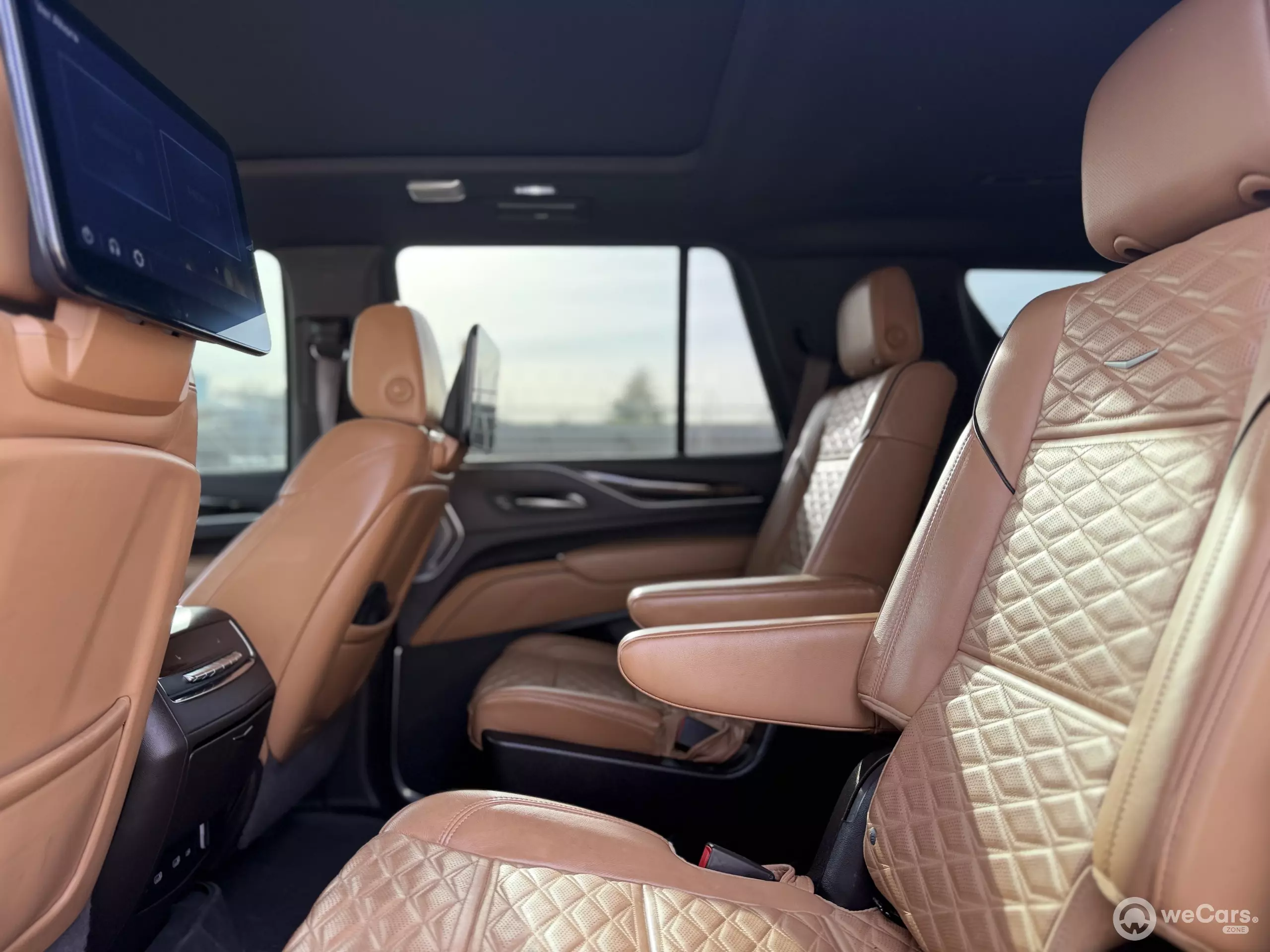 Cadillac Escalade VUD