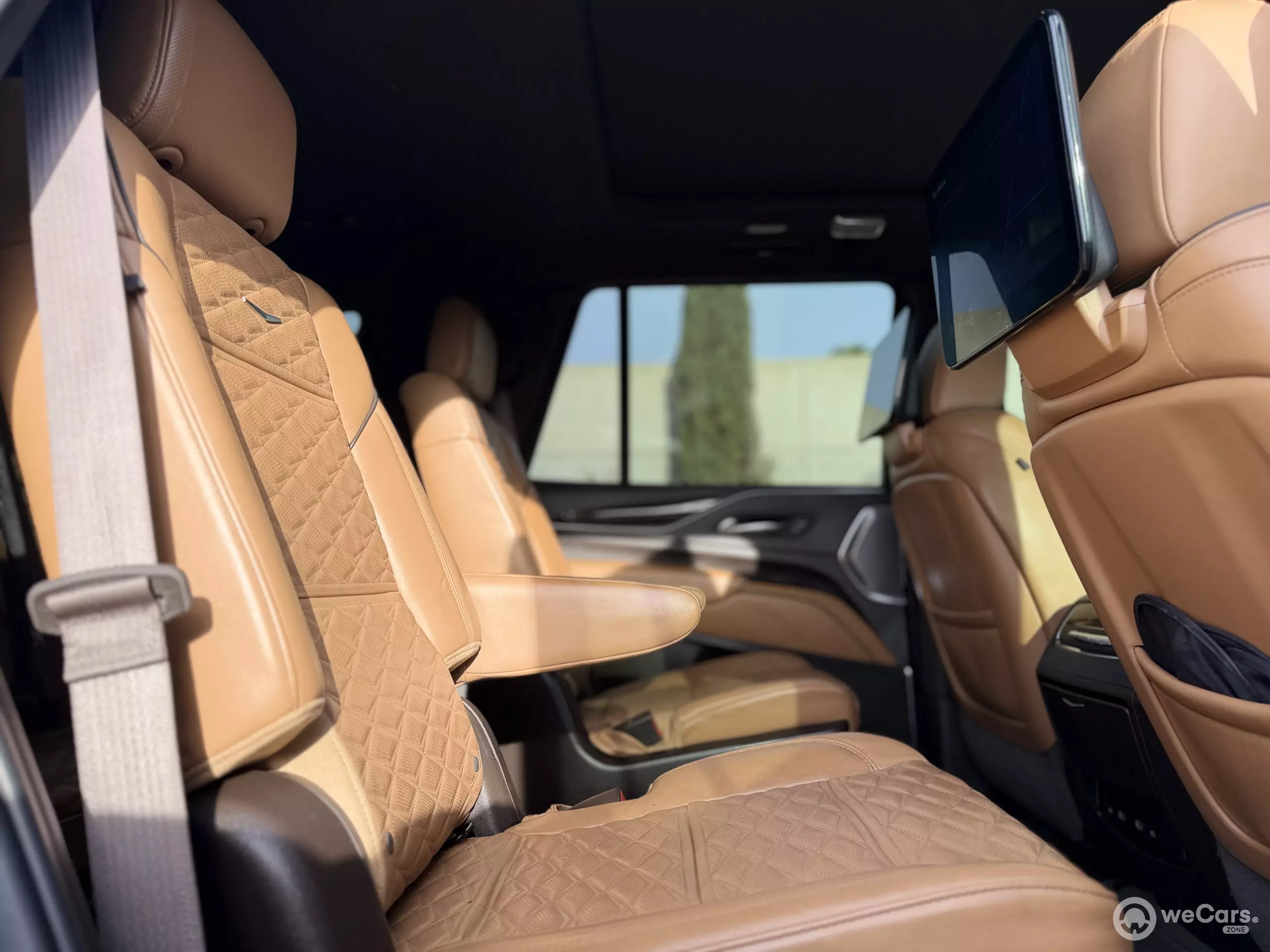 Cadillac Escalade VUD