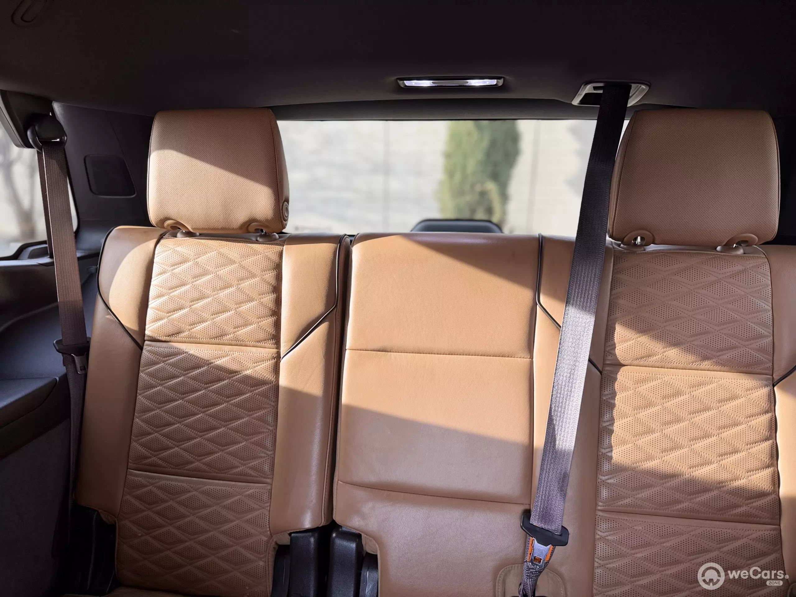 Cadillac Escalade VUD