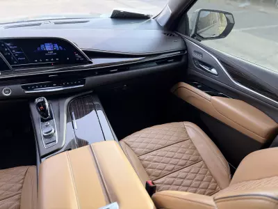 Cadillac Escalade VUD 2022