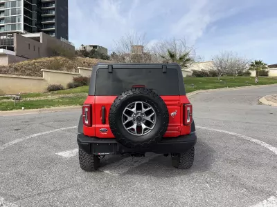 Ford Bronco VUD 4x4 2022