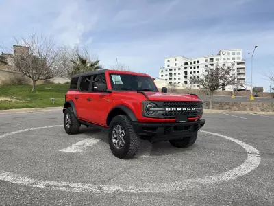 Ford Bronco VUD 4x4 2022