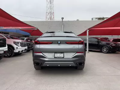 BMW X6 VUD 2025