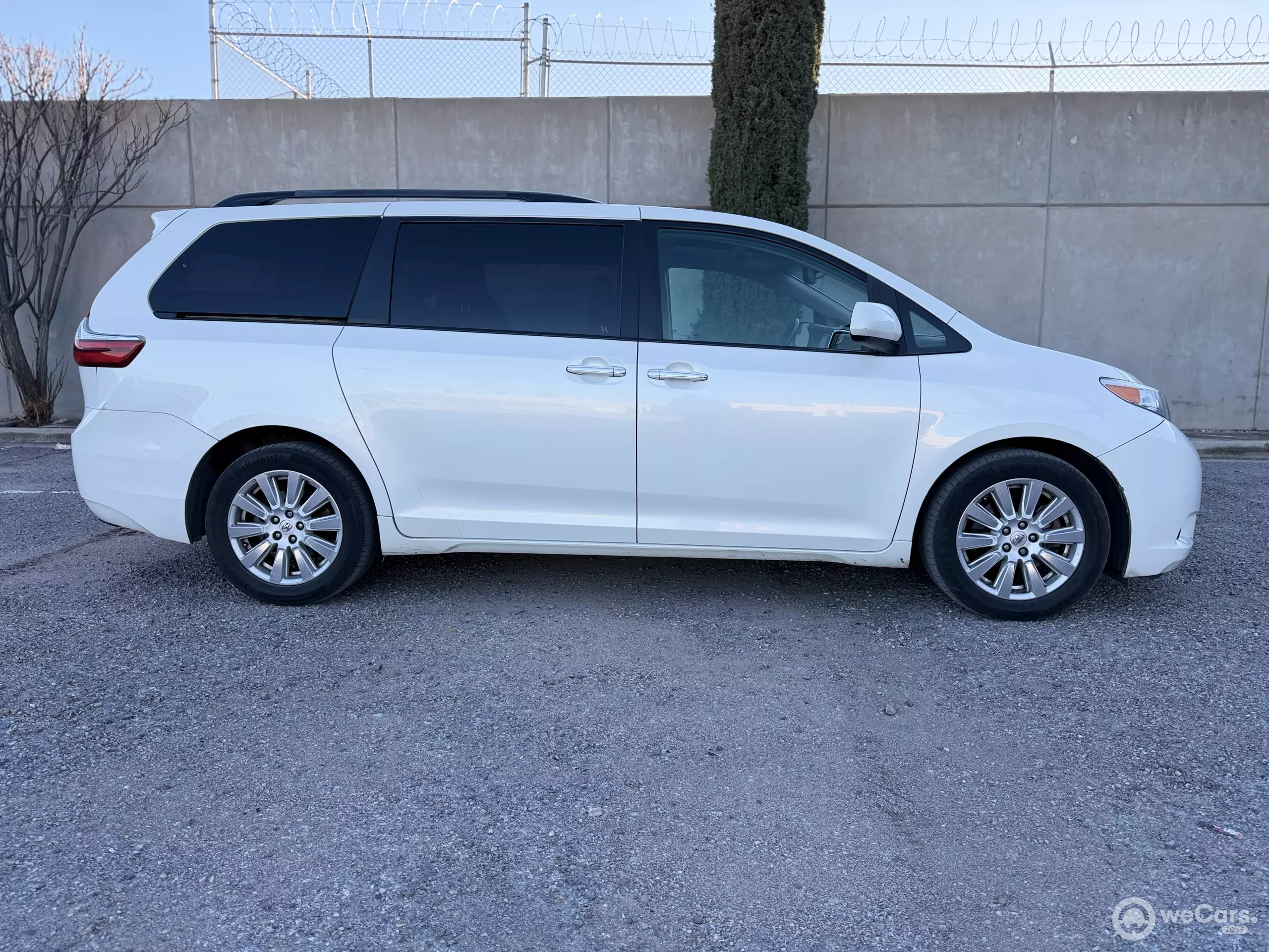 Toyota Sienna Minivan