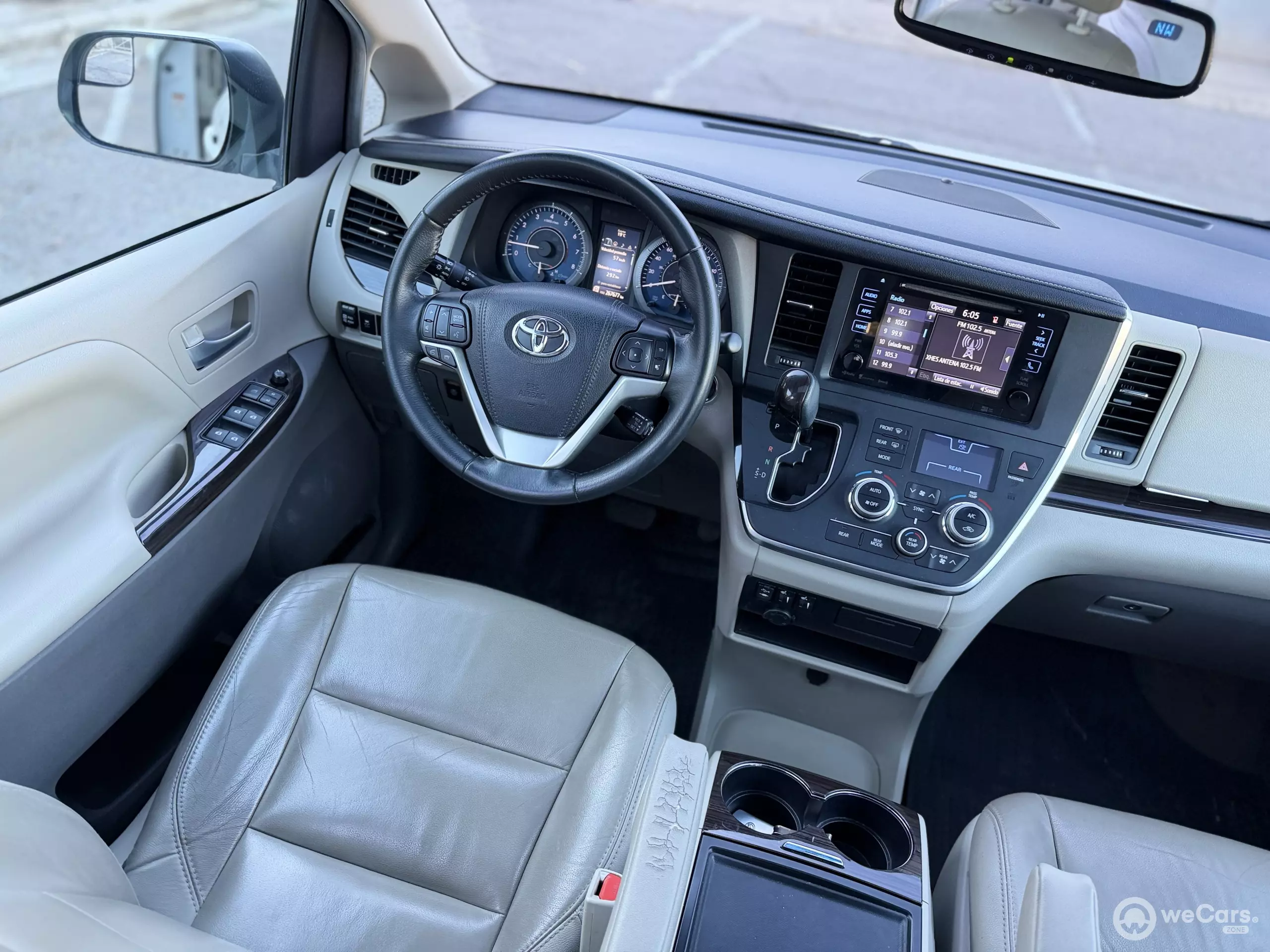 Toyota Sienna Minivan