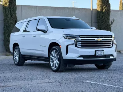 Chevrolet Suburban VUD 2023