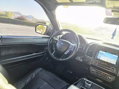 Ford Expedition VUD 2019