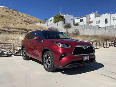 Toyota Highlander VUD 2022