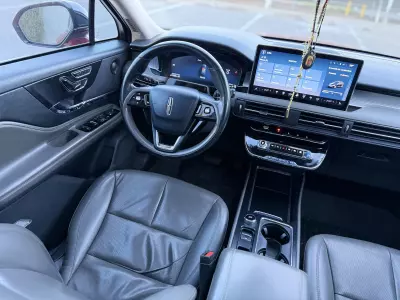 Lincoln Corsair VUD 2023