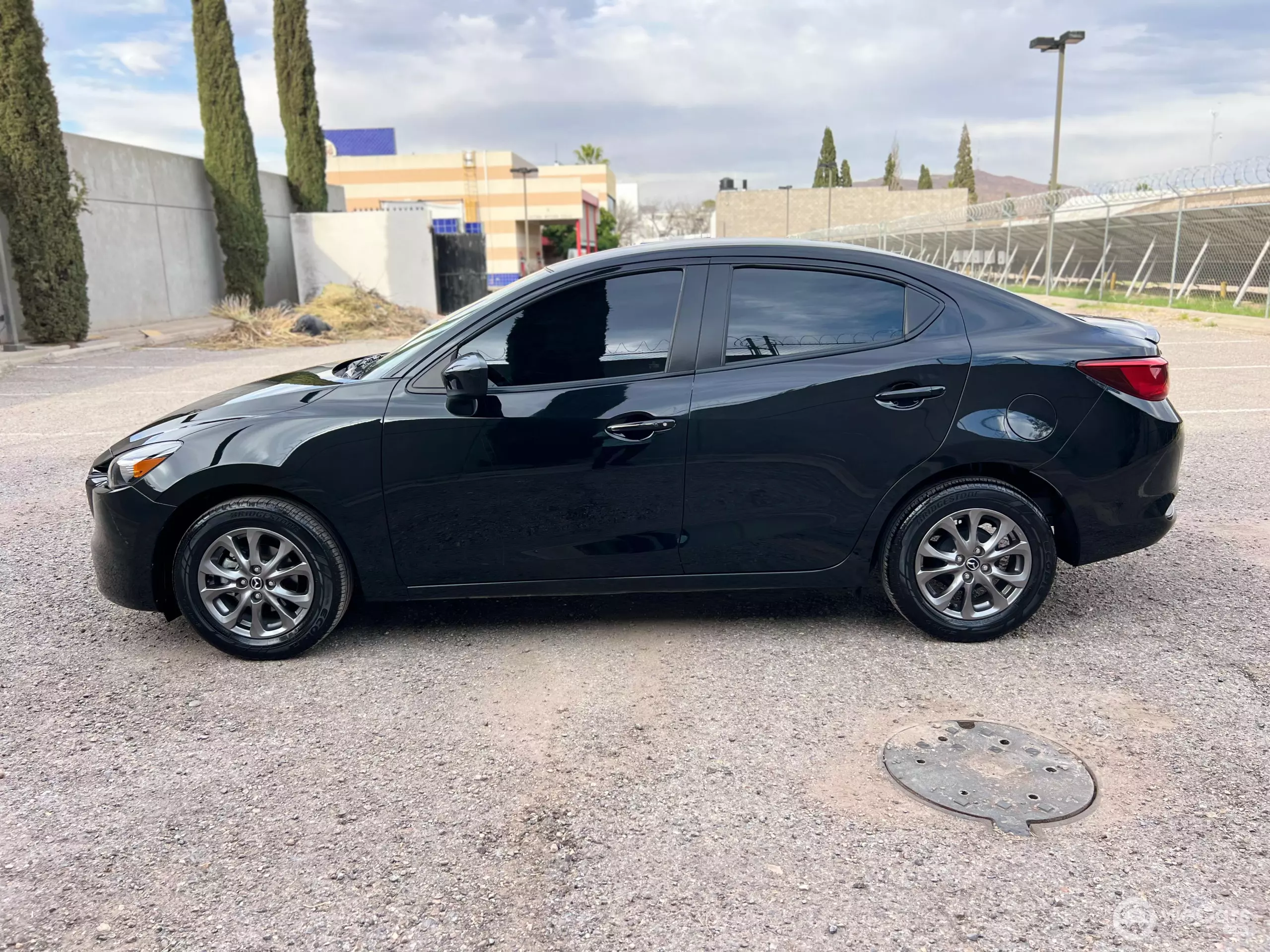 Mazda Mazda 2