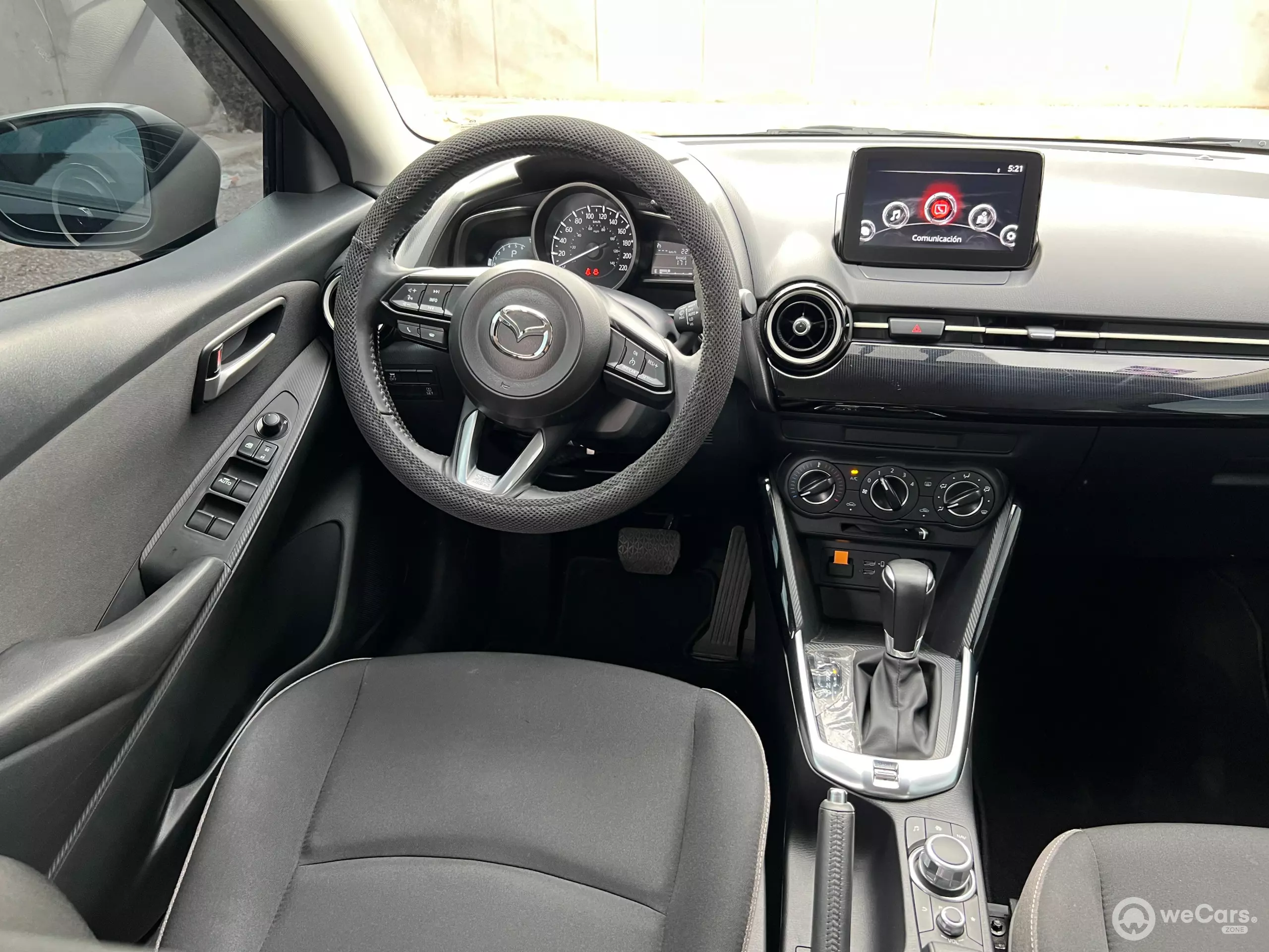 Mazda Mazda 2