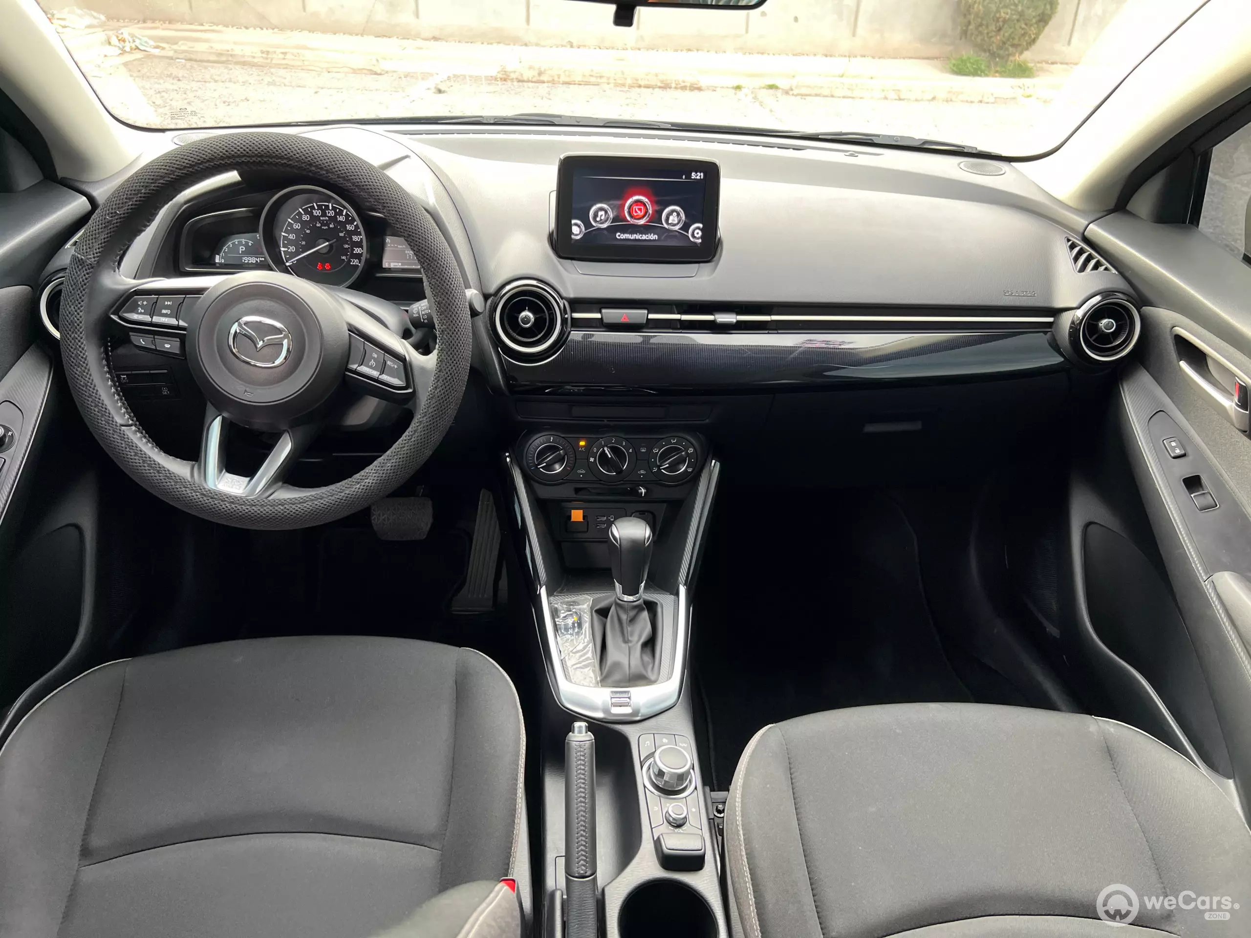 Mazda Mazda 2