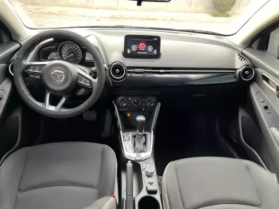 Mazda Mazda 2 2024