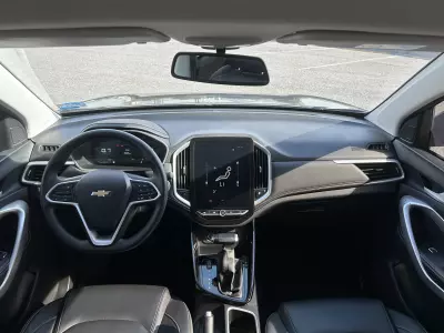 Chevrolet Captiva VUD 2023