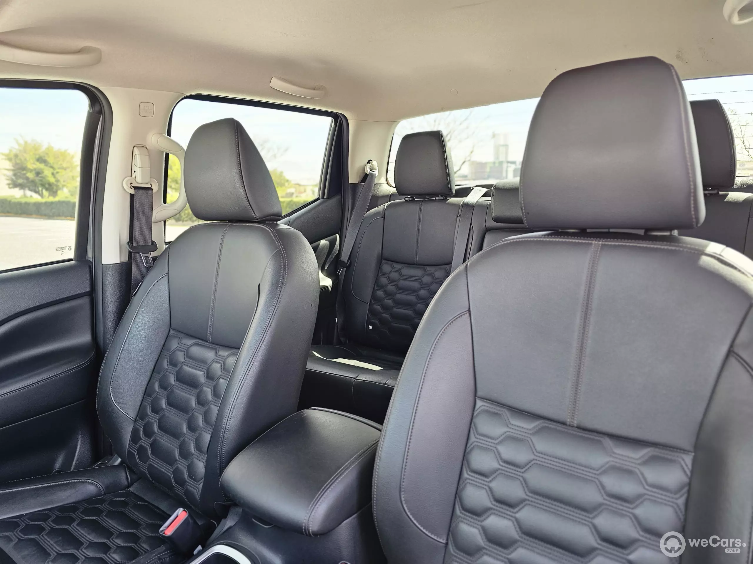 Nissan Frontier Pick-Up