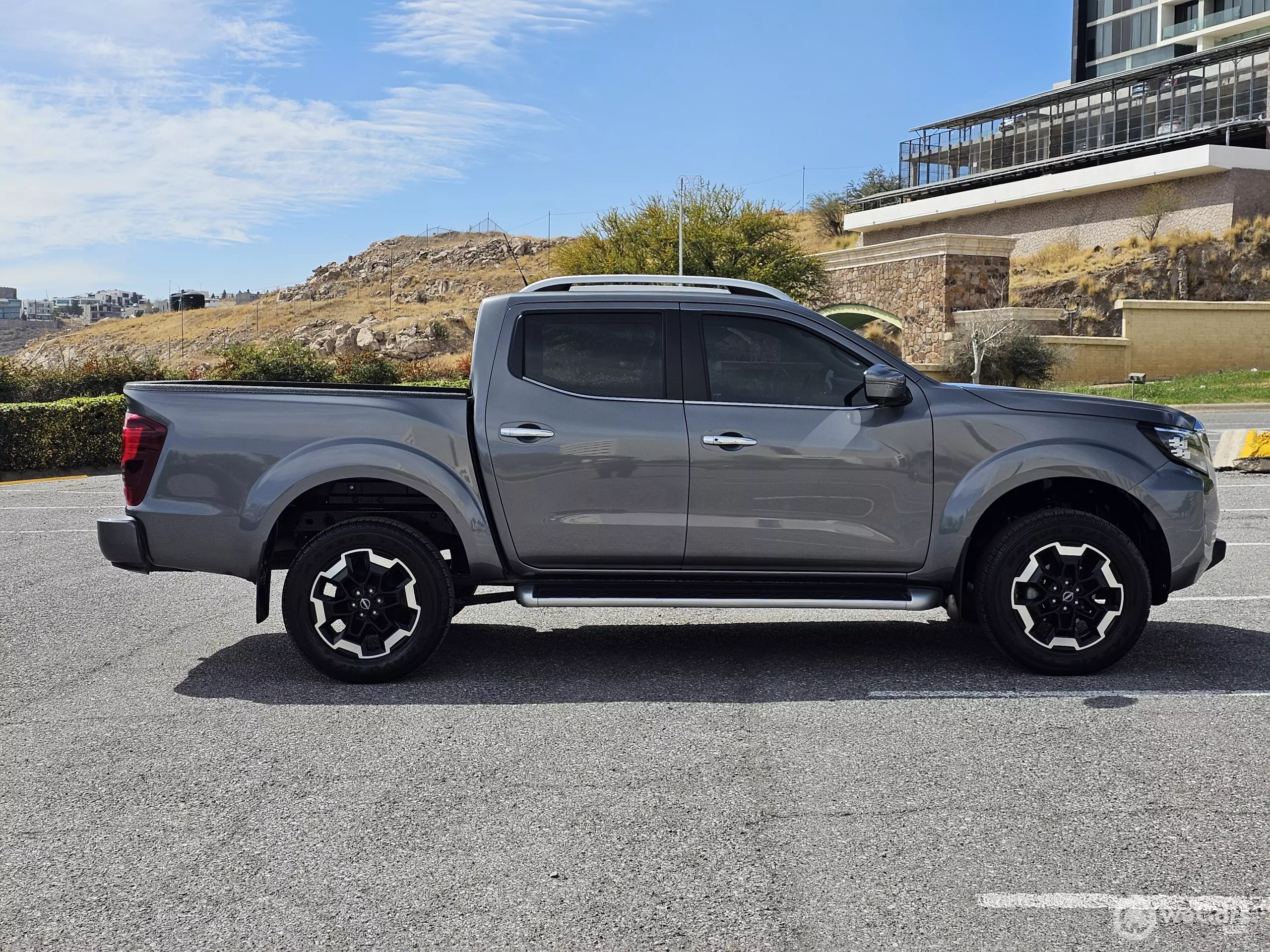 Nissan Frontier Pick-Up