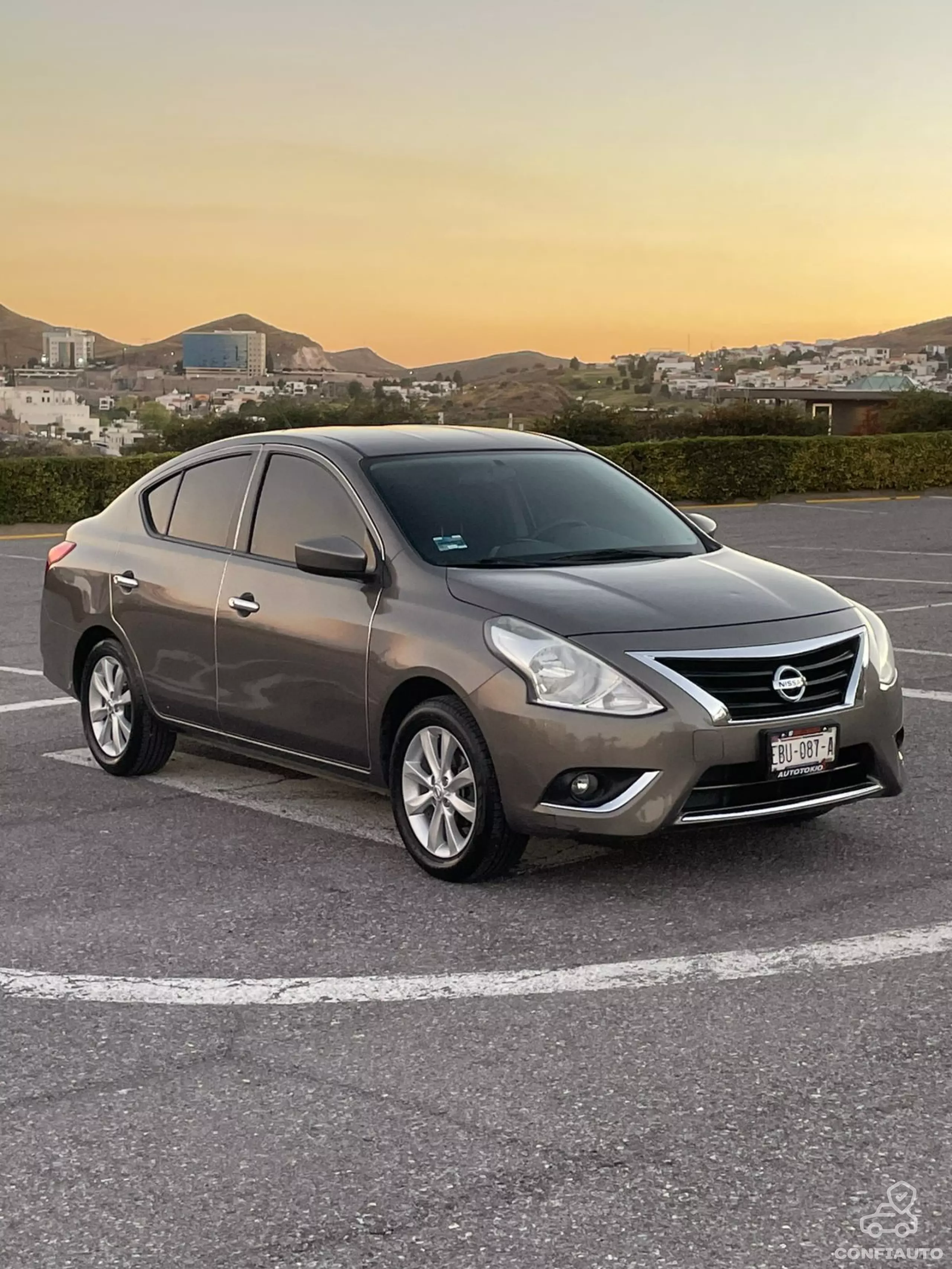 Nissan Versa