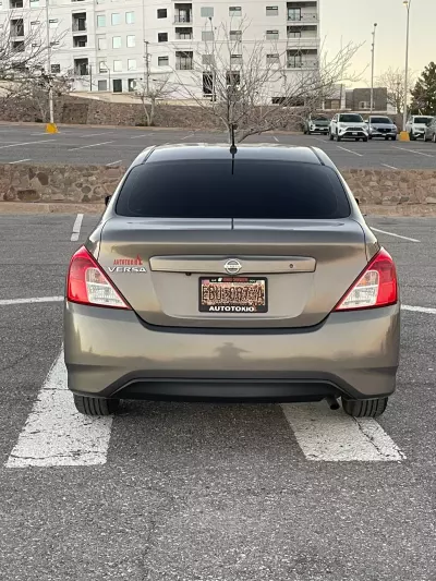Nissan Versa 2017