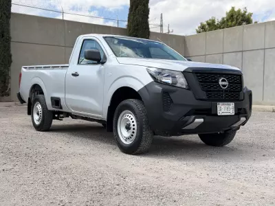 Nissan NP300 2023