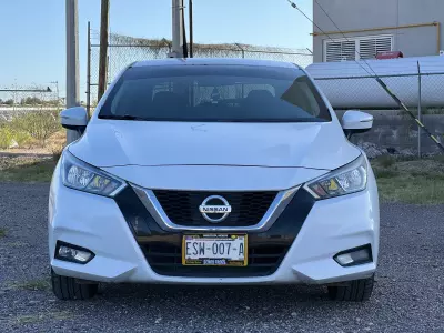 Nissan Versa 2021