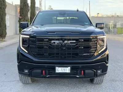 GMC Sierra Pick-Up 4x4 2023