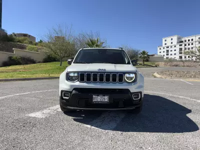Jeep Renegade VUD 2023