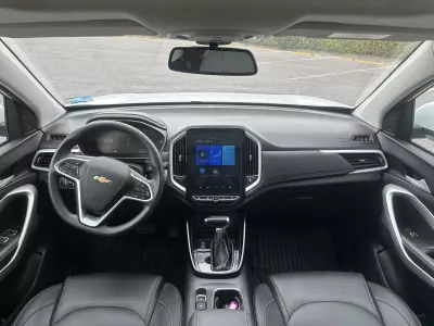 Chevrolet Captiva VUD 2023